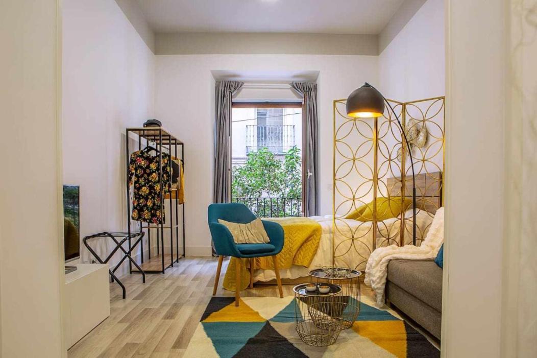 Calle Huertas Corazon By Regalatemadrid Luaran gambar